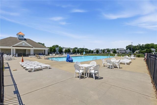 3022 Parkside CIR, Suffolk, VA 23435