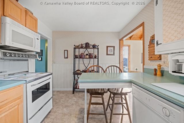 1233 Lyndale Drive, Charleston, WV 25314