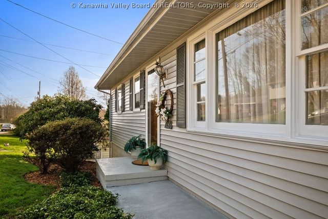 1233 Lyndale Drive, Charleston, WV 25314