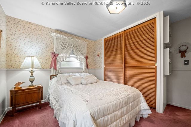 1233 Lyndale Drive, Charleston, WV 25314