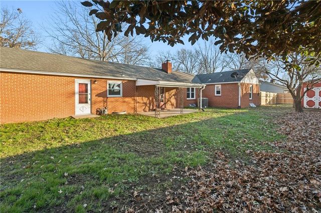 3804 Appleton Avenue, Independence, MO 64052