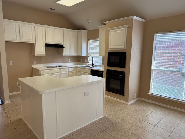 5917 SANDALWOOD Drive, Mckinney, TX 75072