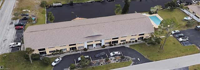 4901 Victoria DR 205, Cape Coral, FL 33904
