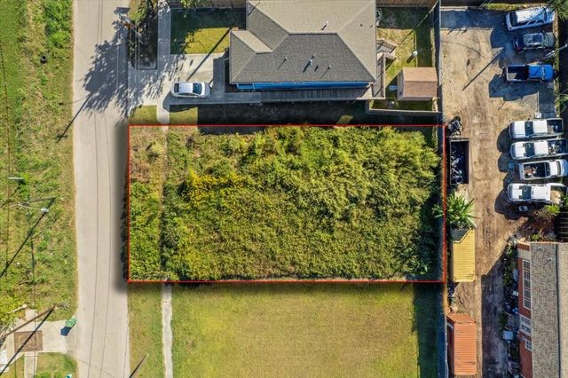 2708 Mills Street, Houston, TX 77026