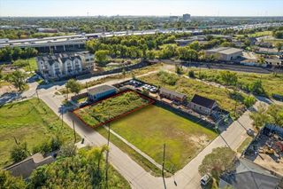 2708 Mills Street, Houston, TX 77026