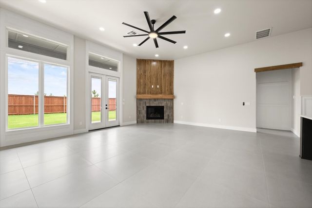 15600 Rockwell Park Lane, Edmond, OK 73013