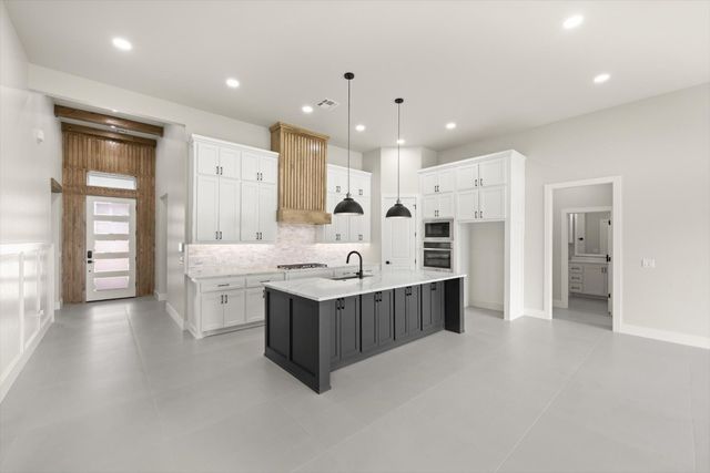 15600 Rockwell Park Lane, Edmond, OK 73013