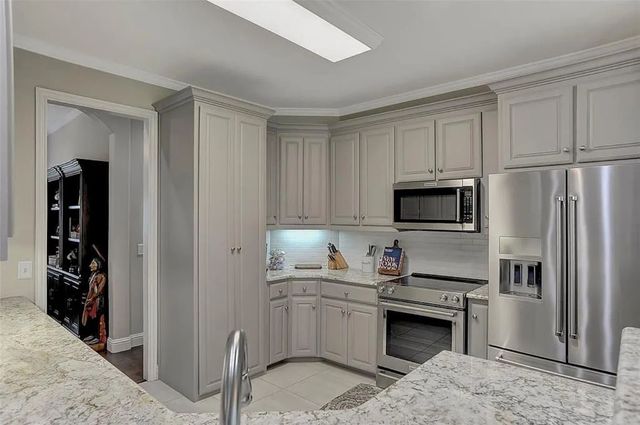 146 Derby Drive, Van Alstyne, TX 75495
