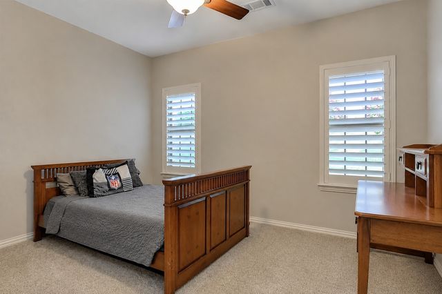 146 Derby Drive, Van Alstyne, TX 75495
