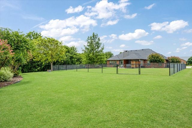 146 Derby Drive, Van Alstyne, TX 75495
