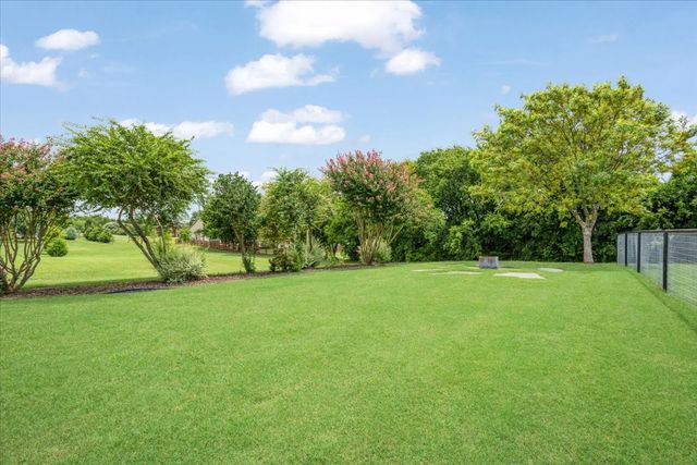 146 Derby Drive, Van Alstyne, TX 75495