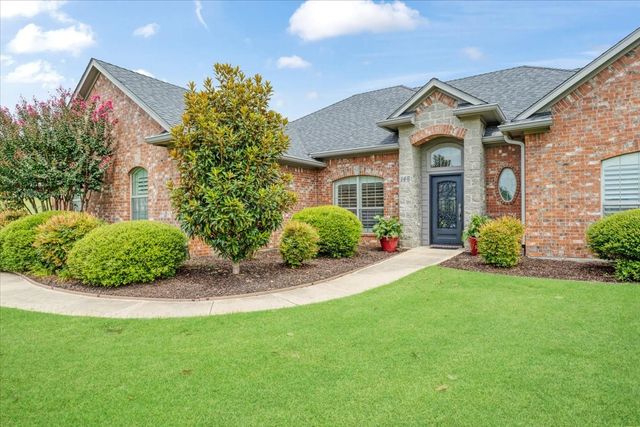 146 Derby Drive, Van Alstyne, TX 75495