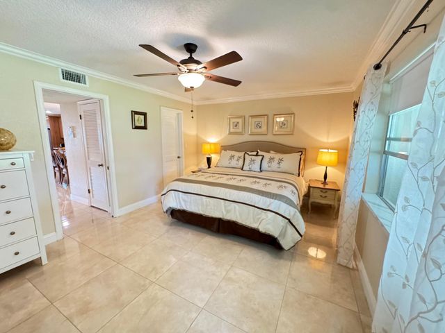 512 High Point Drive C, Delray Beach, FL 33445