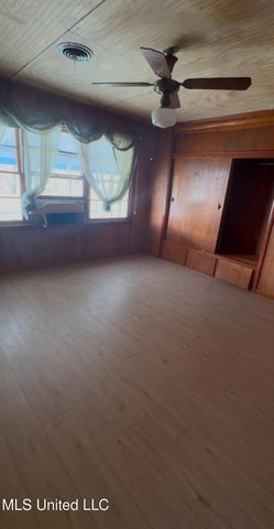 16247 Hwy 603, Kiln, MS 39556