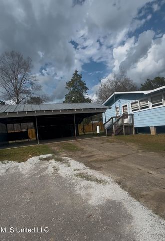 16247 Hwy 603, Kiln, MS 39556