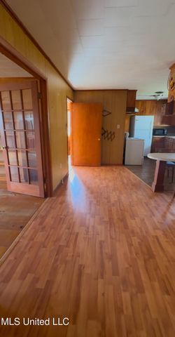16247 Hwy 603, Kiln, MS 39556