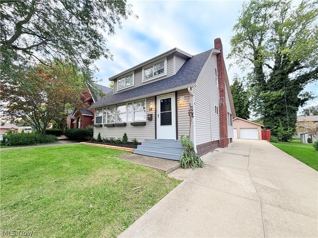 26 Clifton Drive, Boardman, OH 44512