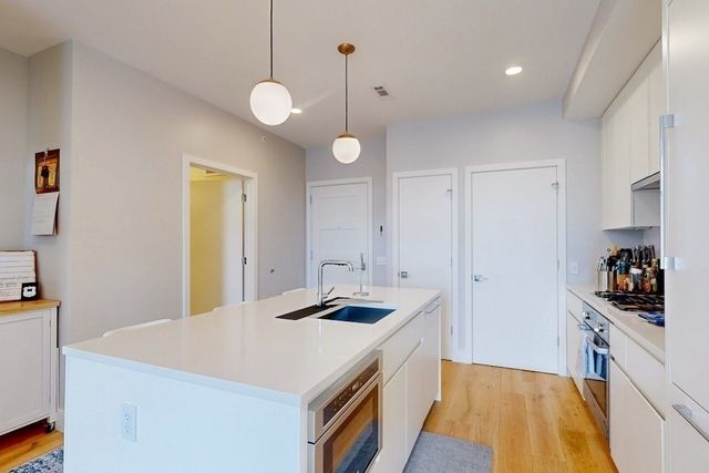 191 Washington 720, Boston, MA 02135