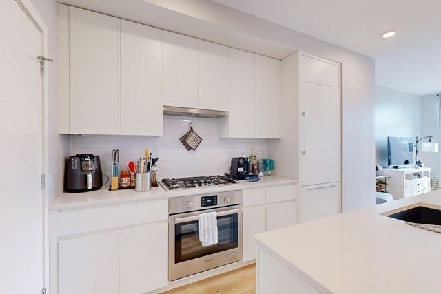 191 Washington 720, Boston, MA 02135