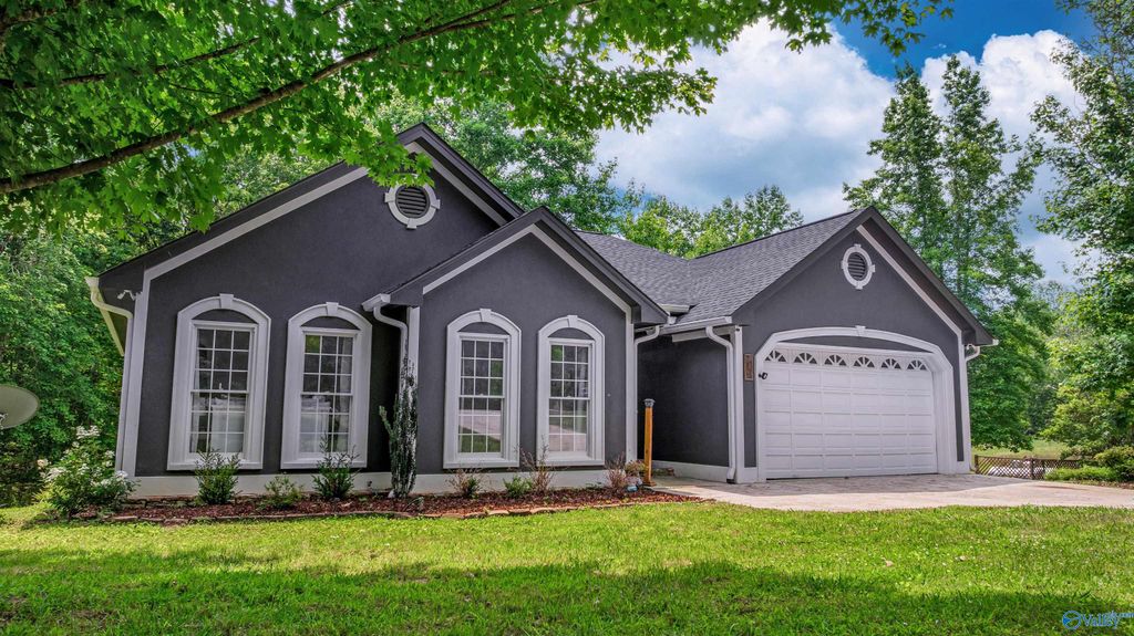 4393 County Road 106, Mentone, AL 35984