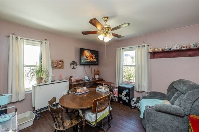 7325 Traymore Avenue, Brooklyn, OH 44144