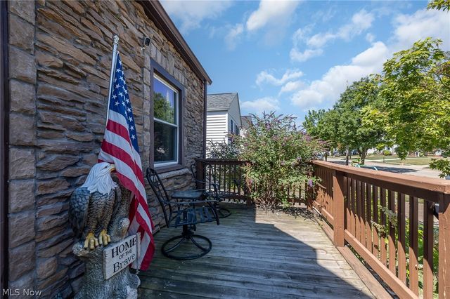 7325 Traymore Avenue, Brooklyn, OH 44144