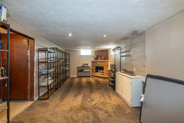 7325 Traymore Avenue, Brooklyn, OH 44144