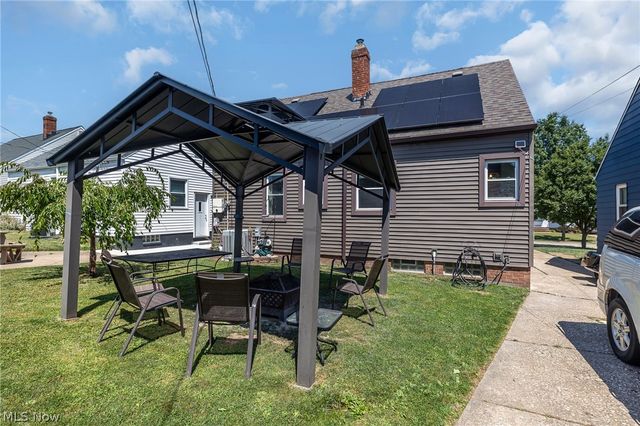 7325 Traymore Avenue, Brooklyn, OH 44144