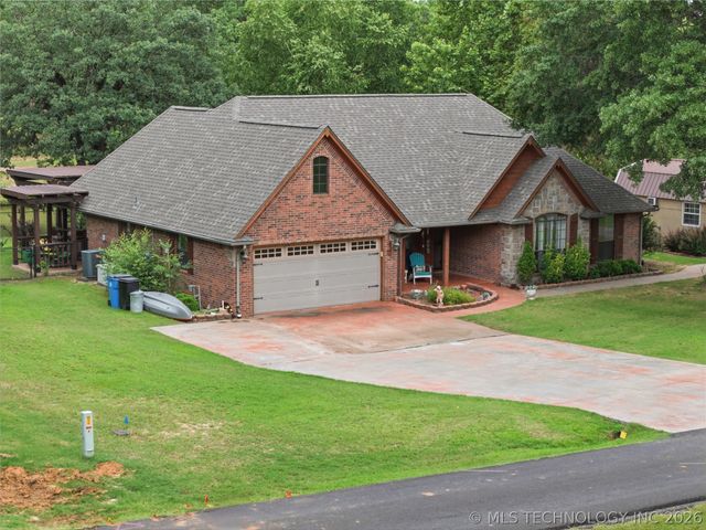 61 Hummingbird Lane, Eufaula, OK 74432
