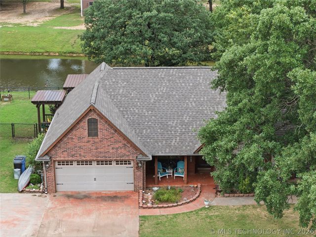 61 Hummingbird Lane, Eufaula, OK 74432
