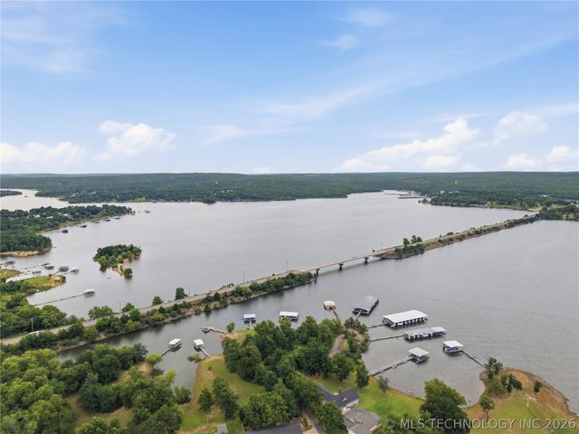 61 Hummingbird Lane, Eufaula, OK 74432