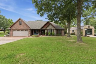 61 Hummingbird Lane, Eufaula, OK 74432