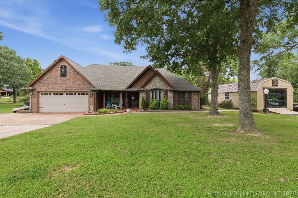 61 Hummingbird Lane, Eufaula, OK 74432