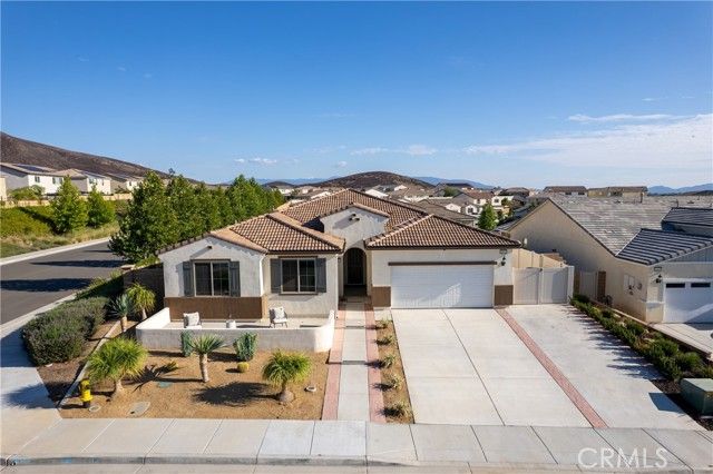33041 Cuvee Court, Winchester, CA 92596