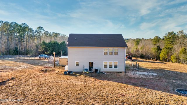 410 Paradise Lane, Carthage, NC 28327