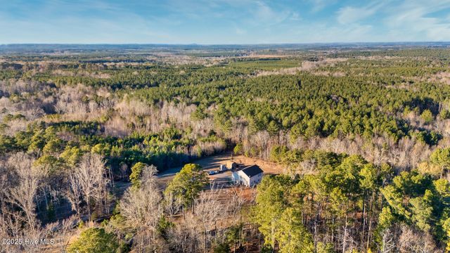 410 Paradise Lane, Carthage, NC 28327