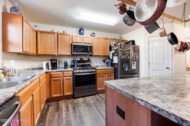 410 Paradise Lane, Carthage, NC 28327