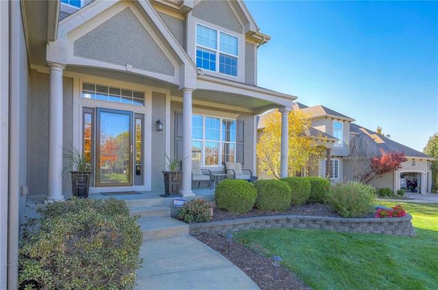 19011 W 99th Street, Lenexa, KS 66220