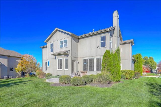 19011 W 99th Street, Lenexa, KS 66220
