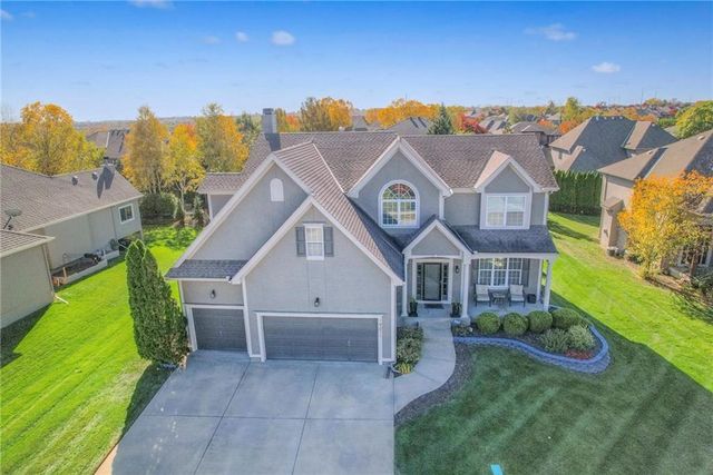 19011 W 99th Street, Lenexa, KS 66220