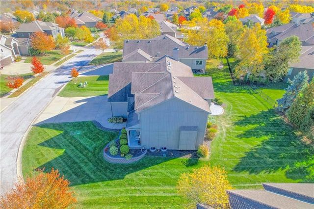 19011 W 99th Street, Lenexa, KS 66220