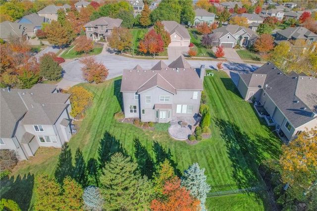 19011 W 99th Street, Lenexa, KS 66220