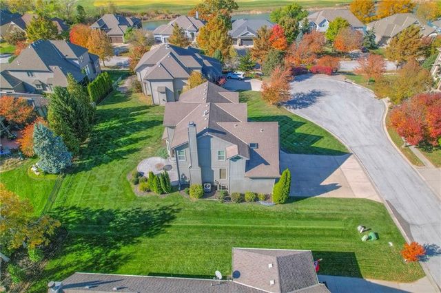 19011 W 99th Street, Lenexa, KS 66220