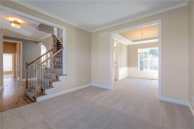 19011 W 99th Street, Lenexa, KS 66220