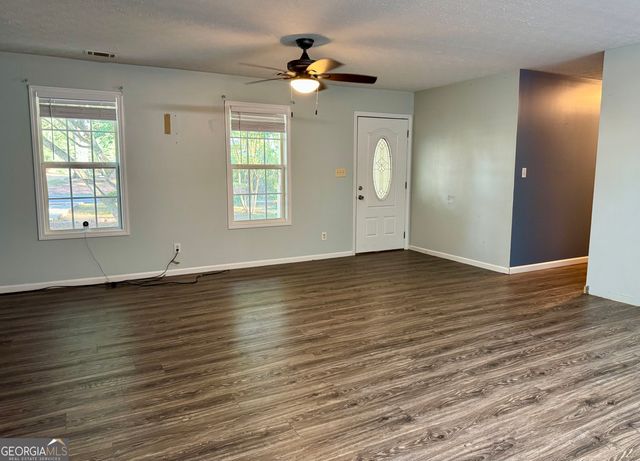 101 Mineral Springs Road, Waco, GA 30182