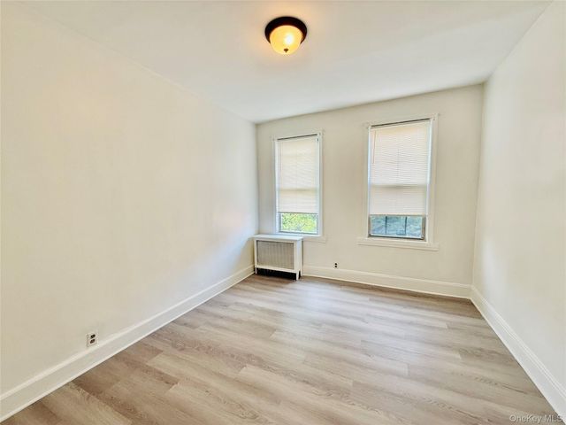 1823 Radcliff Avenue, Bronx, NY 10462