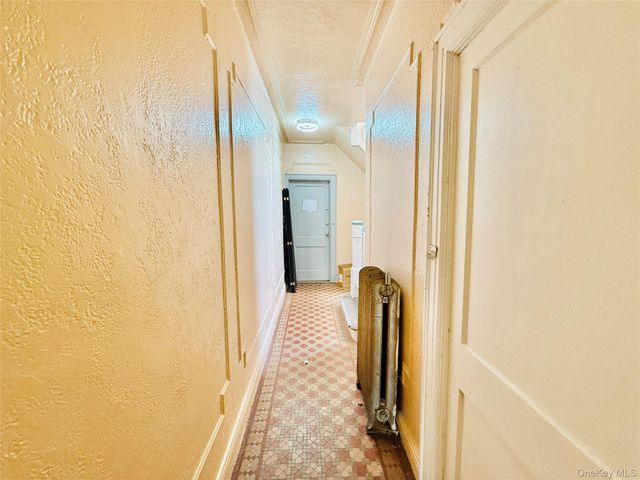 1823 Radcliff Avenue, Bronx, NY 10462