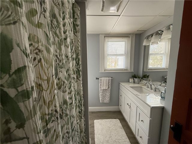 274 Waterman Avenue 2, Smithfield, RI 02917