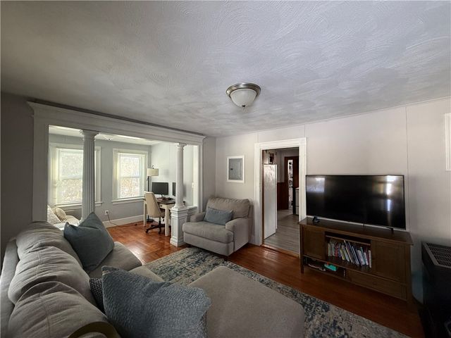 274 Waterman Avenue 2, Smithfield, RI 02917