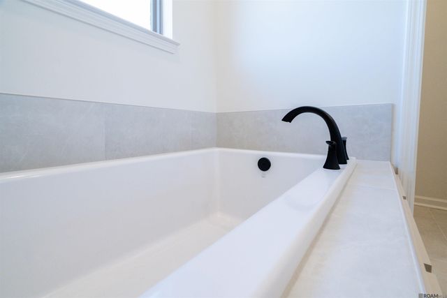 24167 Red Tail Lane, Denham Springs, LA 70726